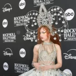 Alcalde de Río prohíbe a Chappell Roan actuar en festival tras polémica con estrella de fútbol