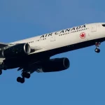 Vuelo de Air Canada impacta camión de emergencia en Nueva York, reportan múltiples víctimas